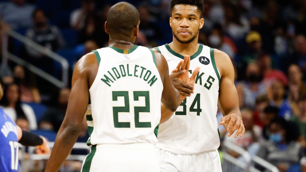 Khris Middleton and Giannis Antetokounmpo