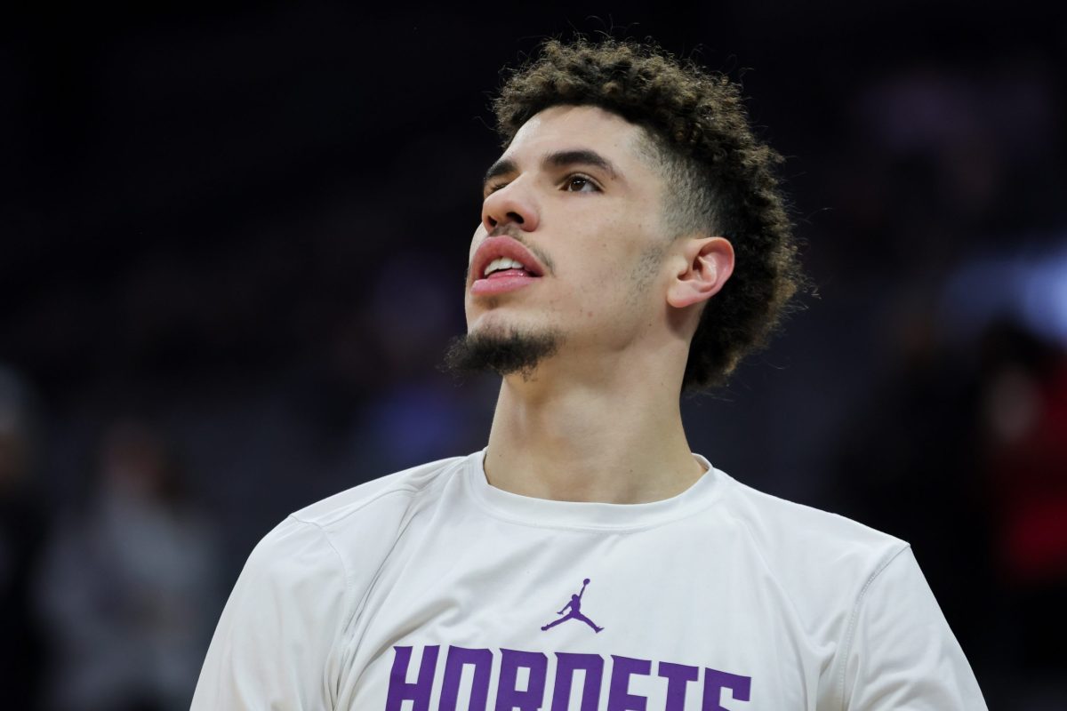 LaVar: Hornets should call LiAngelo from G League, play him with LaMelo