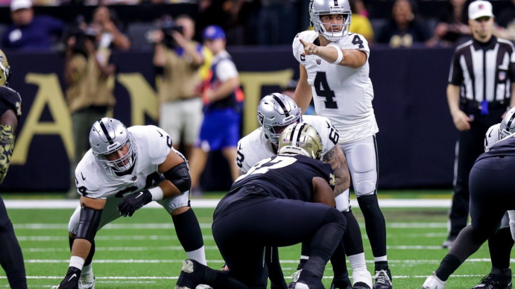 Derek Carr