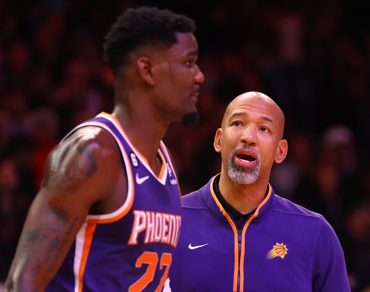 Monty Williams and Deandre Ayton