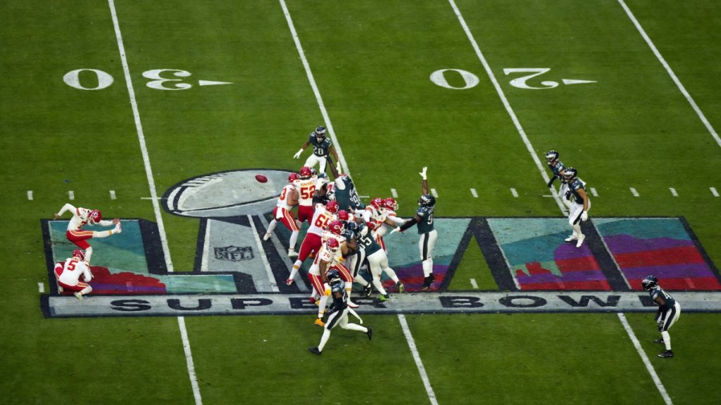 Kansas City Chiefs and Philadelphia Eagles