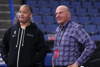 Steve Ballmer and Tyronn Lue