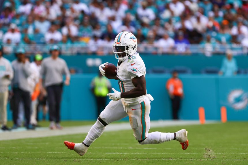 Tyreek Hill Miami Dolphins