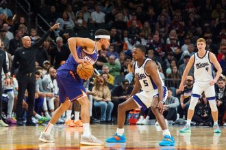 Devin Booker and De'Aaron Fox