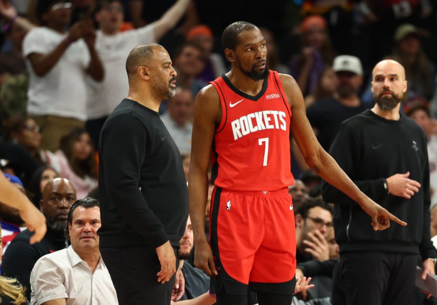 Ime Udoka and Kevin Durant